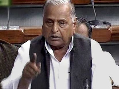 congress leaders attack on modi.