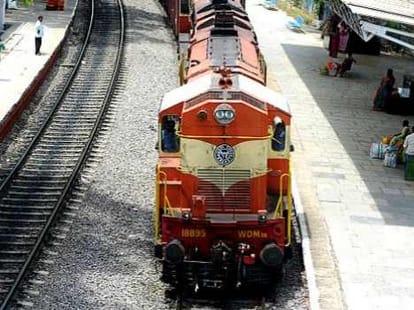 Gomatinagar tarminal ignored in Railway Budget.