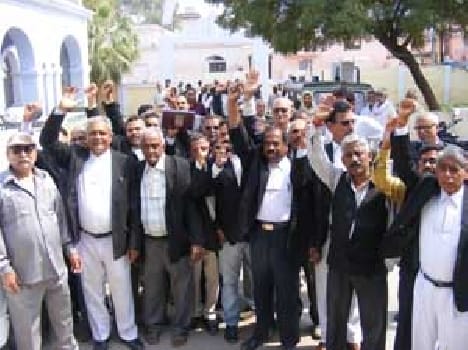 Demands halt by the lawyers