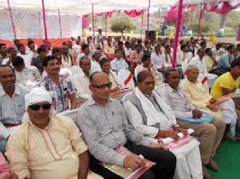 Progressive farmers farming taught tricks