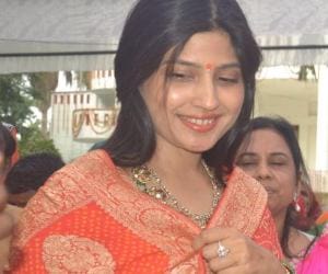 dimple yadav will active in uttarakhand.