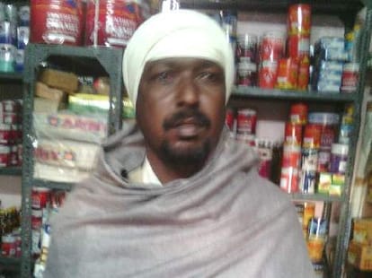 Loot and triple murder in Lucknow.