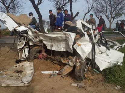 creepy road accident at sangrur, 6 man killed
