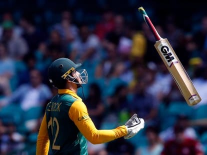 8 bATSMAN Hits 6s in An ODI