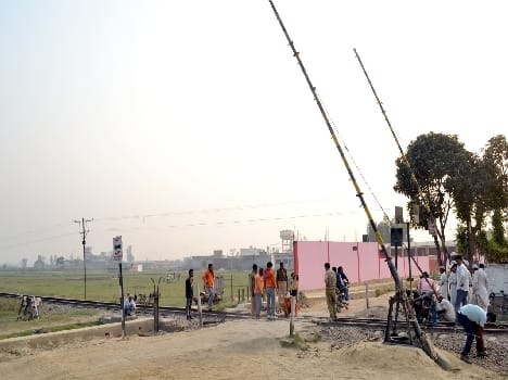Mhrajnagr started putting the railway barrier