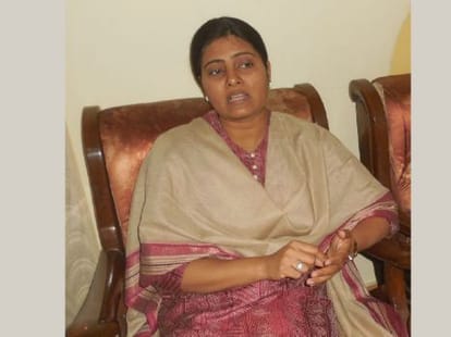 Anupriya Patel warns his party man.