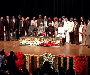 21 ministers, including Deputy took office