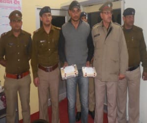 drug racket revealed, smuggler arrested.