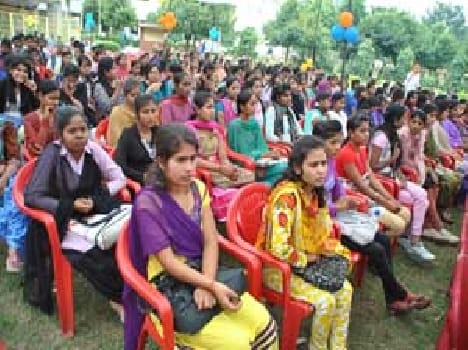 Student of democracy in the country nursery