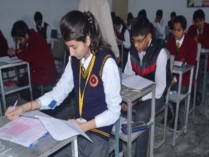  only ladies teacher chek girls during examination