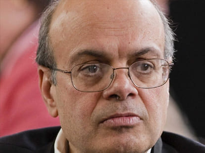 ajit jain may take the place of warren buffet