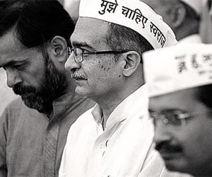 5 issues for clash in AAP.