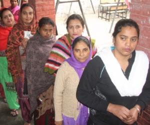 43.67 percent voting in ward-10 election