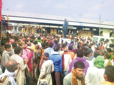 strike in chakarpur mandi