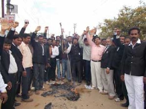 He blew the effigy of lawyers did not work