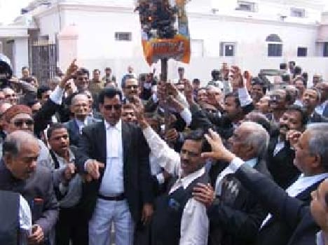 On fulfillment of promises raging lawyer blew effigy of CM