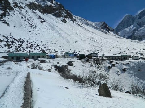 Chiyalek broken glacier, two soldiers killed in Kumaon Scouts