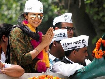 twitter war on kirron kher, defense of gul panag