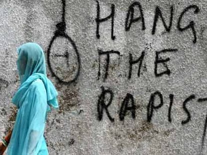 lady custmor rape
