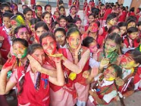 Colors are filled with schoolchildren