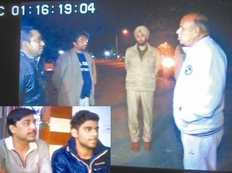 honda car looted by 4 robbers in filmy style