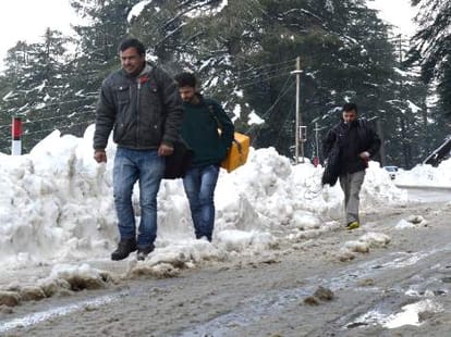 glyciar slide in himachal.