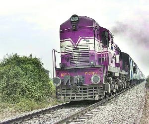 man died from train accident.