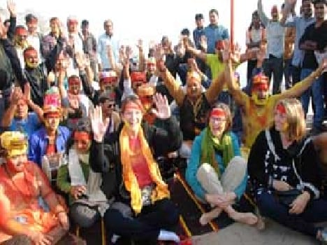 People participate holy on thursday at Asi ghat