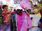holi