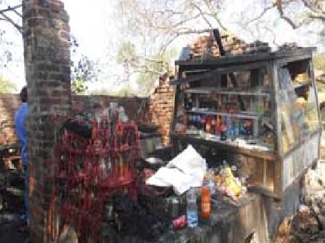 mother and daughter died from fire