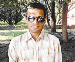 salute to will power of blind man