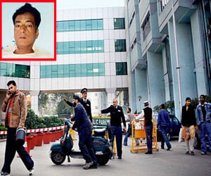 12 Students saved a pakistani patient