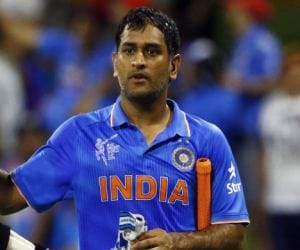 a man suicide in lucknow during cricket match