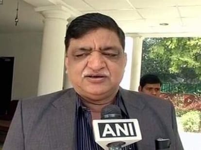 Mashrat alam issue again raise in parliament.