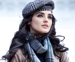 Pakistani Fashion Model Sadia 
