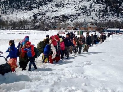 Jammu-Srinagar highway restored for one-way traffic