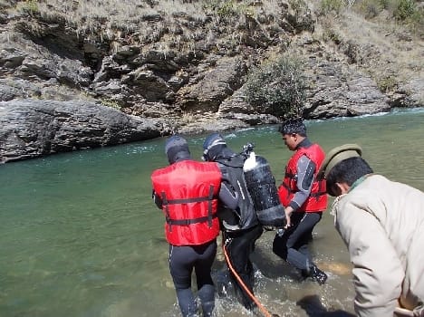 Police Inspector missing bathing in Kosi