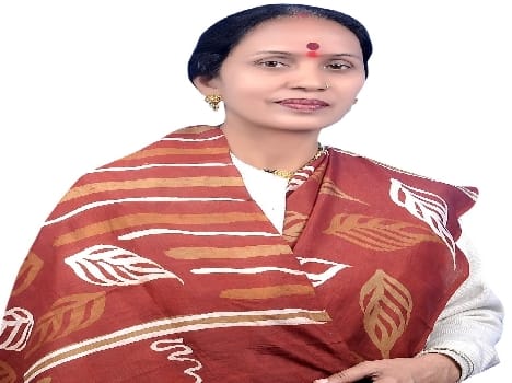 Women have to change their approach: Lohni