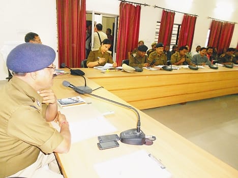 to control crime SP gave strong instructions to subordinates