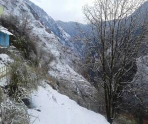 rain and snowfall in uttarakhand.