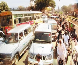 Sikri 150 soldiers stationed at the fair, even though jam.