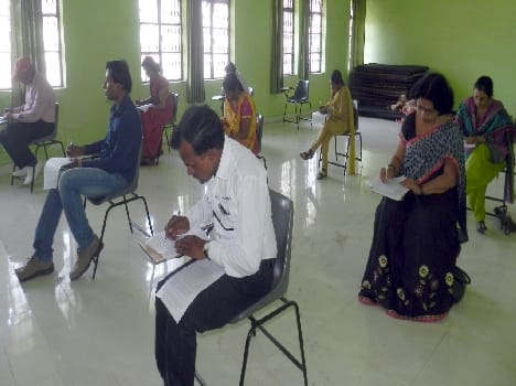 english mediam school teachers