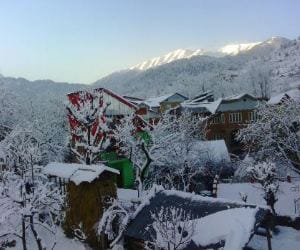golf course court for sonamarg and yashmarh in kashmir says mufti
