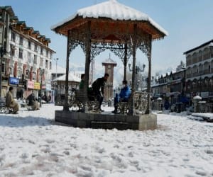 tourism dept begins river cruises in kashmir