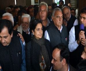 good news for congress, sonia and rahul