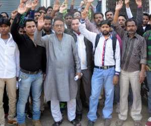 Swindle on the name of jobs in Lucknow.