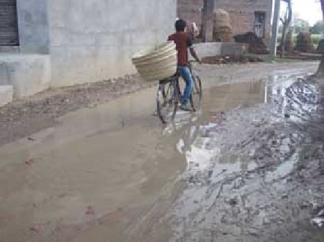 The problem of water logging on the road remains