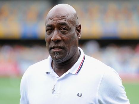 vivian richards defeating sachin tendulkar