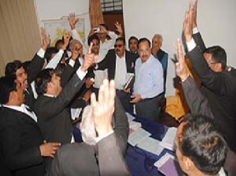 Lawyers shout filled lockout