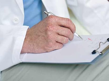 medical center misdignosed with hiv positive